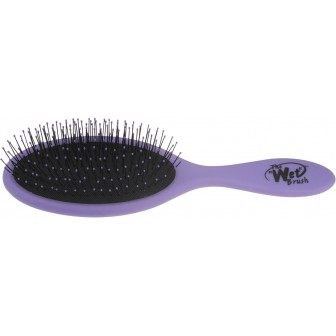 The Wet Brush Detangling Hair Brush in Purple